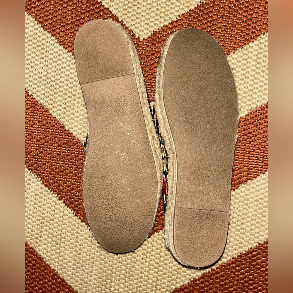 Johnny Was Garden Leopard Espadrille - Picture 5 of 8
